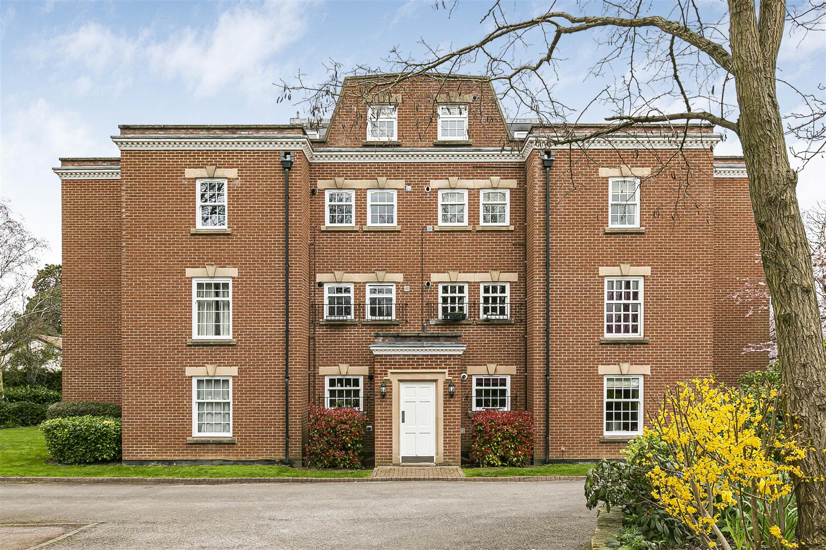 2 Bedroom for sale in Saffron Walden Cheffins Saffron Walden Sales